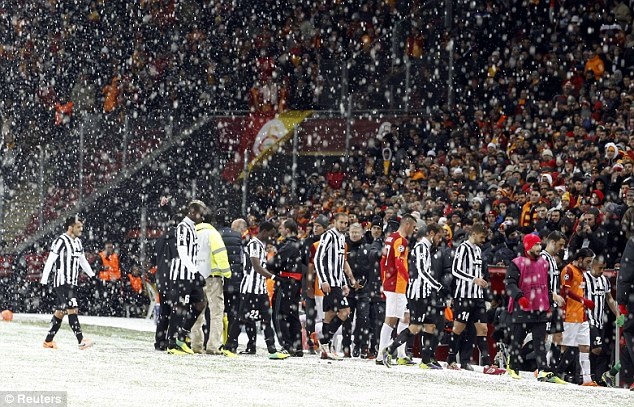 Tran Galatasaray – Juve hoan vi tuyet roi nang hat hinh anh