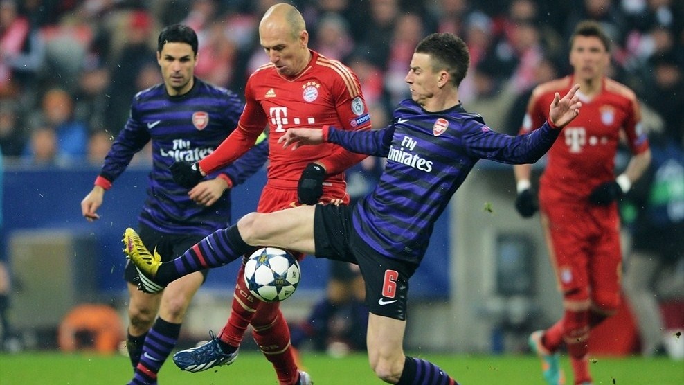 Man City gap Barca, Arsenal tai dau Bayern Munich hinh anh