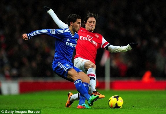 Arsenal chinh thuc mat vi tri so 1 Ngoai hang Anh hinh anh