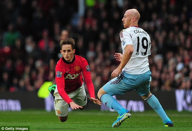 MU an va nhieu nhat Ngoai hang Anh mua nay hinh anh