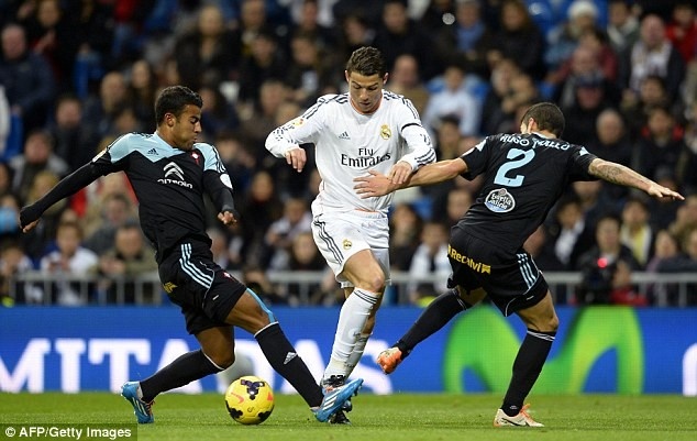 Song tau Ronaldo - Benzema sang nhat Real hinh anh