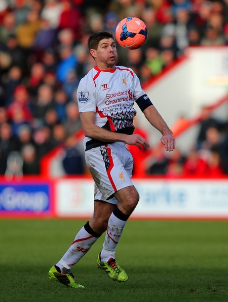 Pha lap cong cua Gerrard tu cham 11m hinh anh