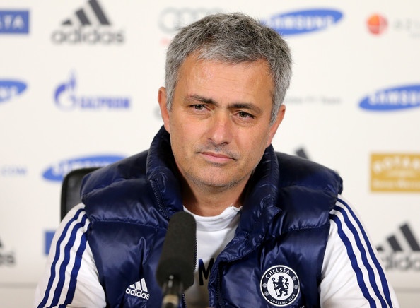 HLV Mourinho muon dua Falcao ve Chelsea hinh anh