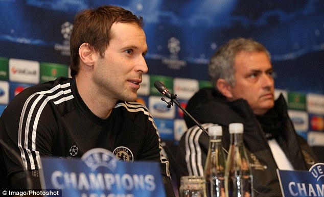 CDV Chelsea bi hanh hung o Tho Nhi Ky hinh anh
