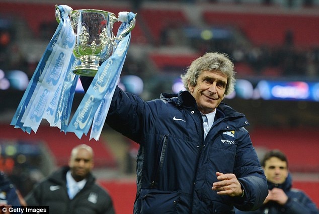 Man City doat cup dau tien duoi thoi HLV Pellegrini hinh anh