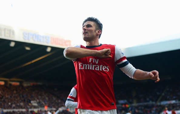 Giroud hoan tat cu dup trong tran gap Everton hinh anh