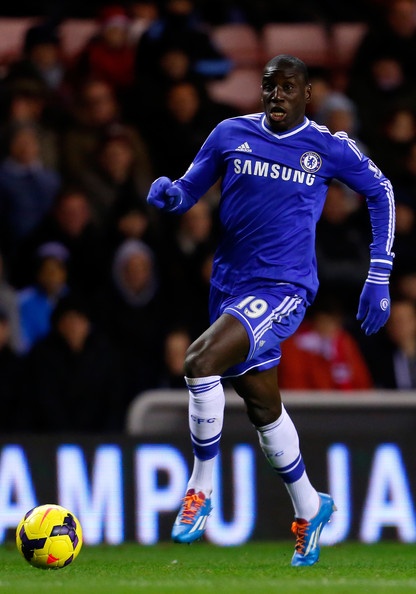 Demba Ba hoan tat cu dup cho Chelsea hinh anh