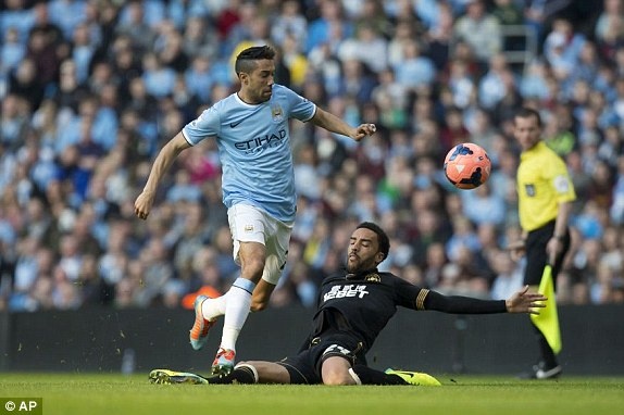 Ban thua thu hai cua Man City trong tran gap Wigan hinh anh