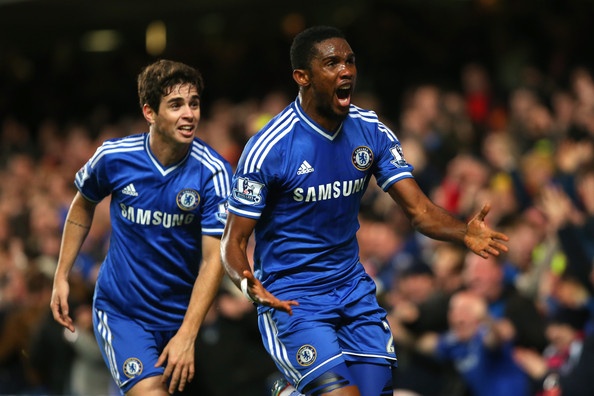Eto'o mo ty so cho Chelsea hinh anh
