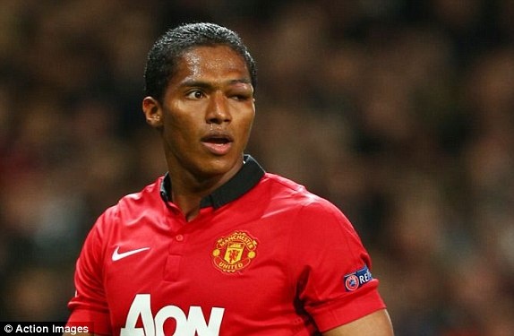 Mat sung hup, Valencia van chien dau qua cam cung M.U hinh anh