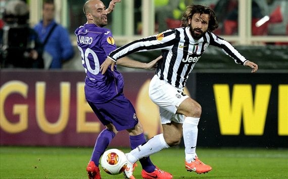 Juve thang nho Pirlo, Tottenham nguoc dong that bai hinh anh