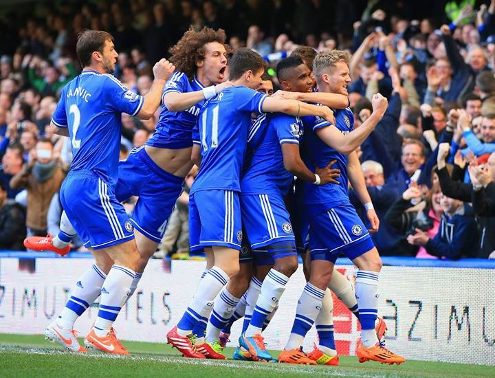 Chelsea 6-0 Arsenal: Phao thu thua mat mat hinh anh