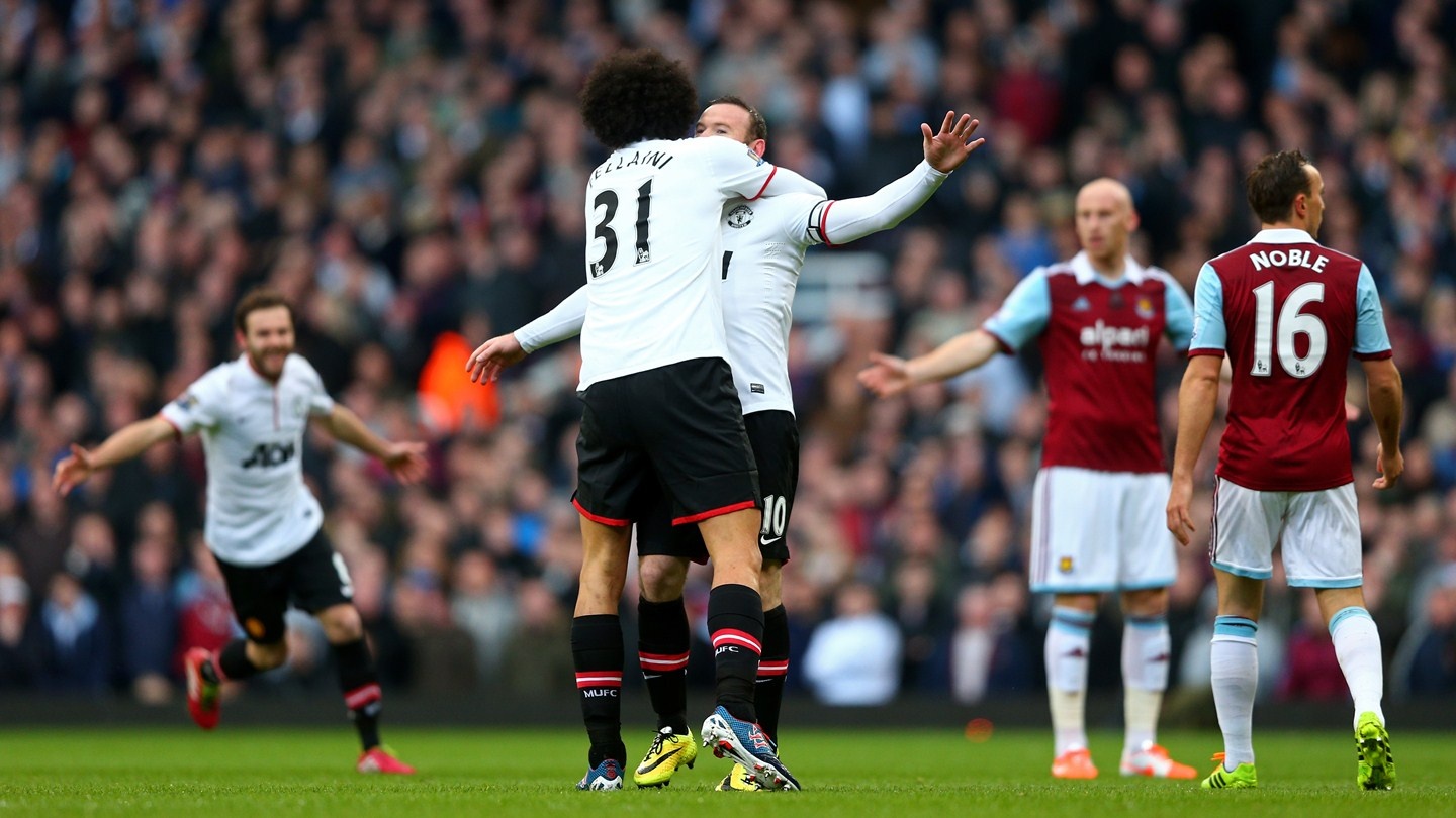 Rooney hoan tat cu dup cho M.U hinh anh