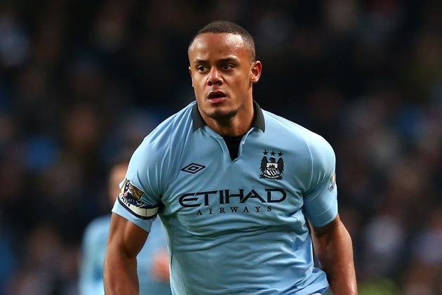 M.U 1-2 Man City: Kompany dot luoi nha hinh anh