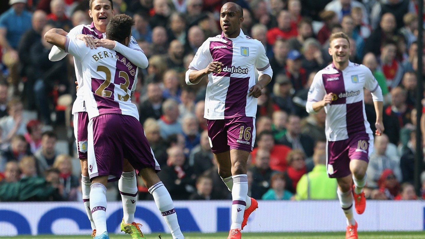 Ban mo ty so cua Aston Villa hinh anh