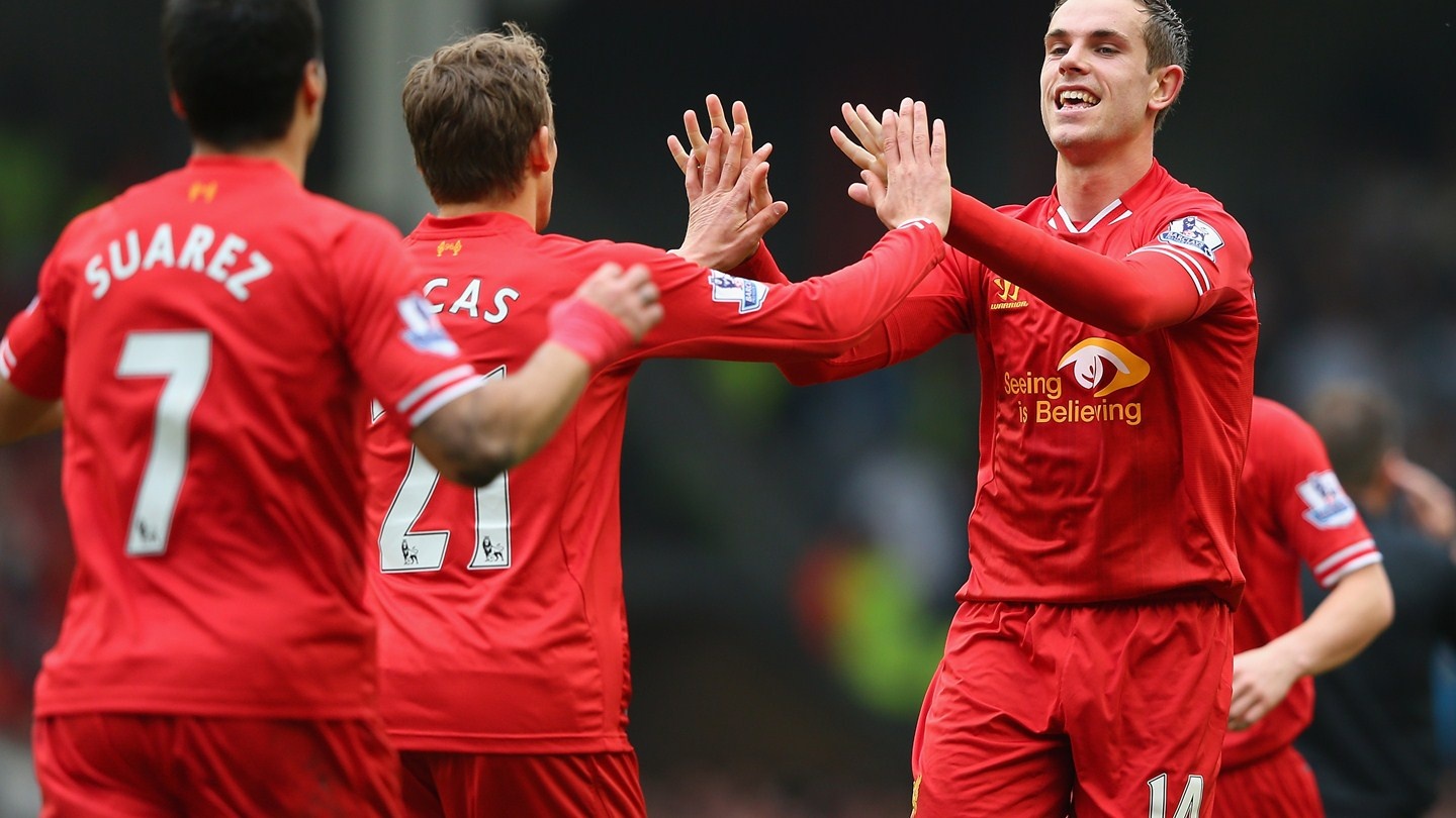 Liverpool 4-0 Tottenham: Suarez co ban thang thu 29 hinh anh