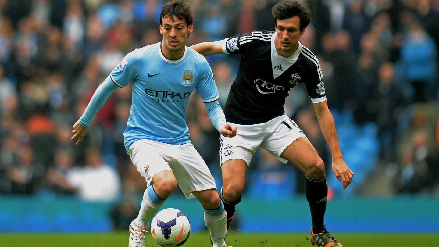 Ban thang mo ty so cua Man City tu cham 11 m hinh anh