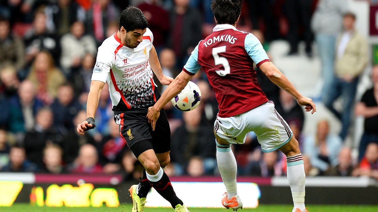 West Ham 1-2 Liverpool: The Kop tro lai ngoi dau hinh anh