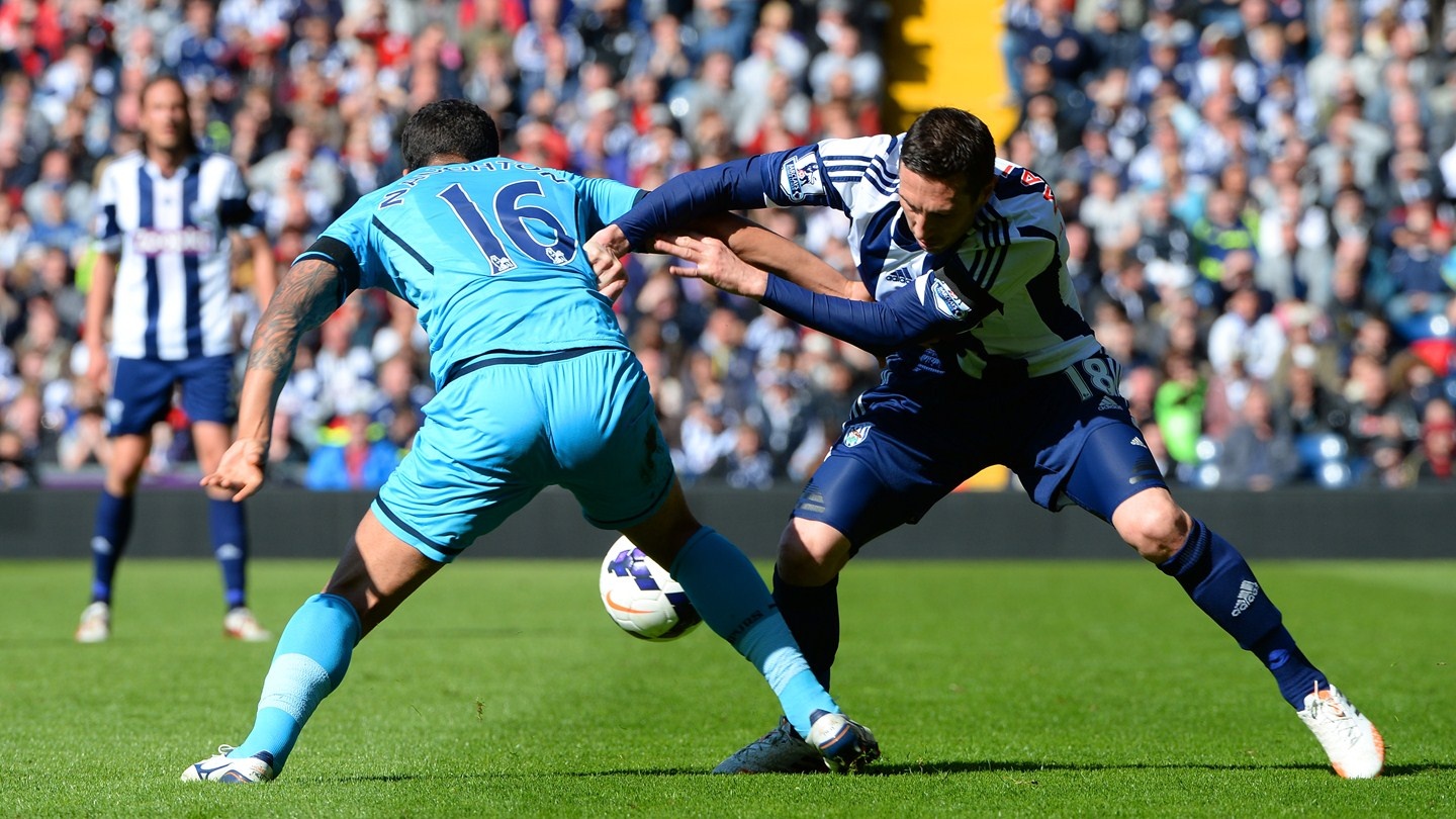 Ban thang rut ngan ty so xuong 2-3 cua Tottenham hinh anh