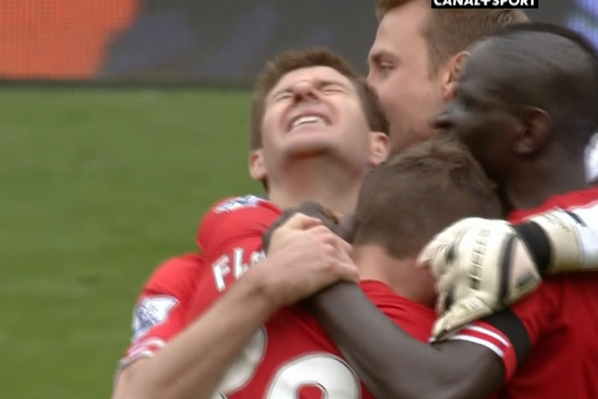 Gerrard bat khoc sau tran thang nghet tho Man City hinh anh