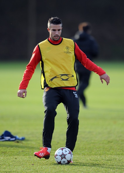 Persie ren the luc trong phong tap hinh anh