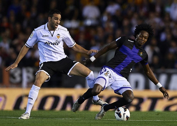 Diem tin 19/4: M.U hoi mua ‘ke noi loan’ o Valencia hinh anh