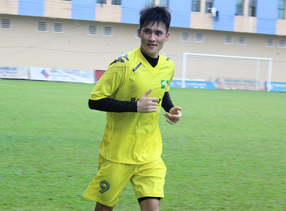 Cong Vinh: 'Toi tiec cho Van Quyen' hinh anh