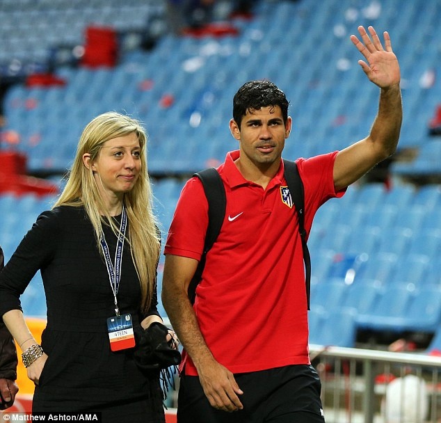 Fan nong long muon thay Costa khoac ao Chelsea hinh anh