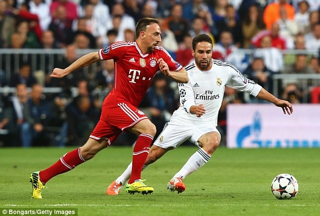 Ribery 'lan mat tam' khi doi dau Ronaldo hinh anh
