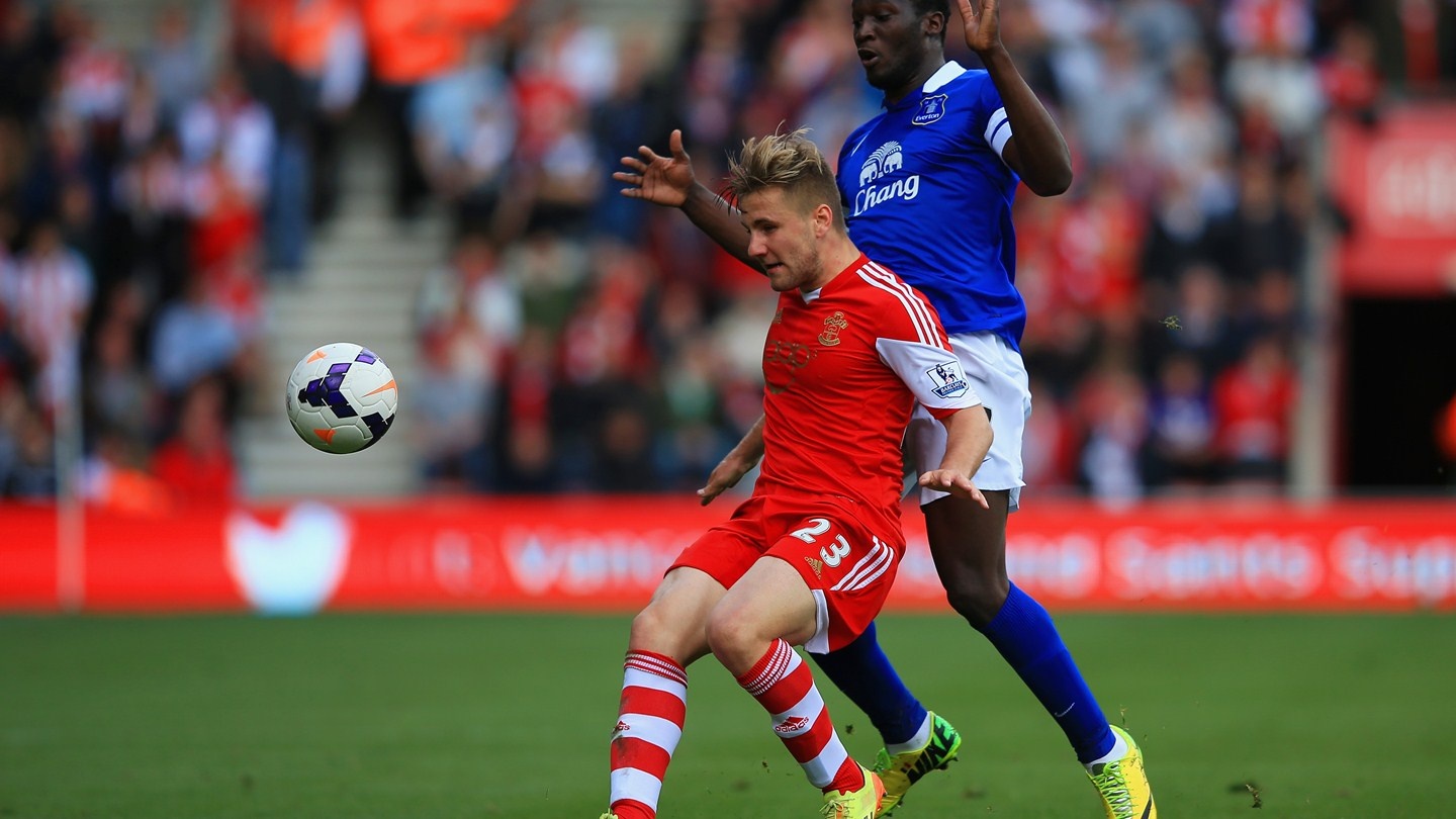 Pha danh dau dot luoi nha thu 2 cua hau ve Everton hinh anh