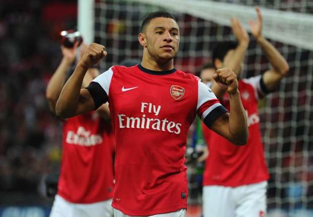 Arsenal khung hoang luc luong do bao chan thuong hinh anh