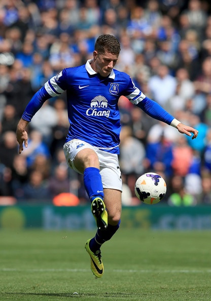 Pha cua long dang cap ha guc Joe Hart hinh anh