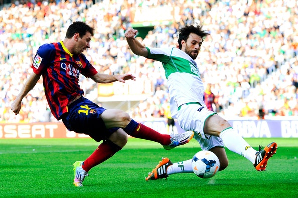 Elche 0-0 Barca: Messi khien doi nha mat chien thang hinh anh