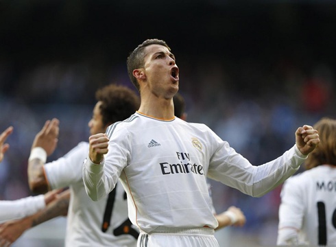Ronaldo va nhung lan xe luoi Atletico Madrid hinh anh