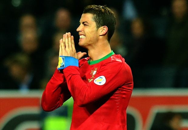 Ronaldo vang mat trong tran khoi dong truoc World Cup hinh anh