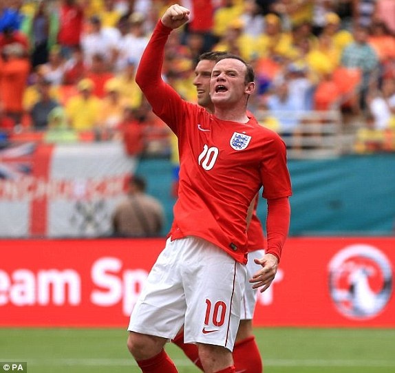 Rooney ghi ban, tuyen Anh van khong the danh bai Ecuador hinh anh
