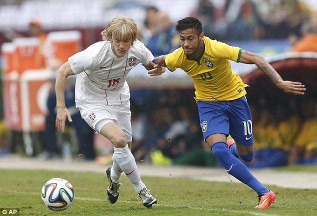 Neymar khong ghi ban, Brazil van gianh chien thang hinh anh