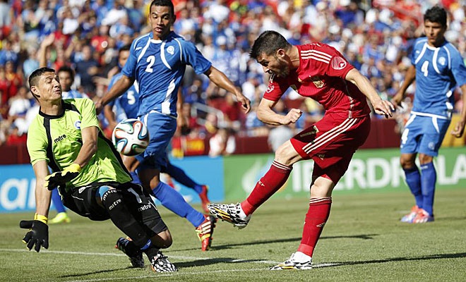 David Villa lap cong dem chien thang ve cho DT Tay Ban Nha hinh anh