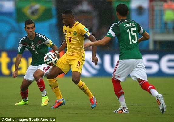 Mexico 1–0 Cameroon: Chien thang xung dang hinh anh