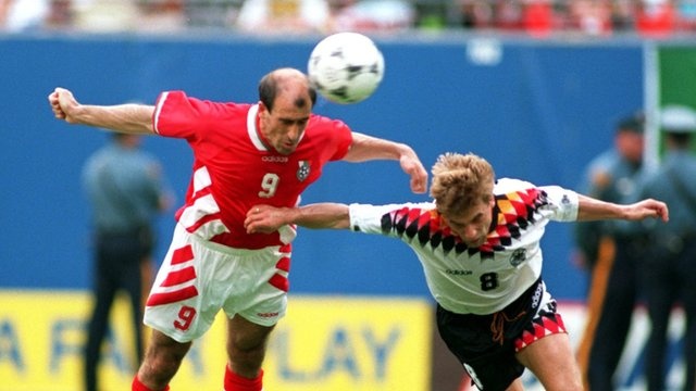 Pha bay nguoi cua Letchkov hinh anh