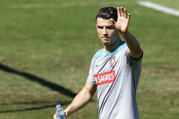 Ronaldo hoi phuc chan thuong than toc truoc tran gap Duc hinh anh