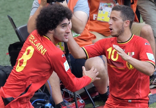 Bi 2-1 Algeria: Sao xit M.U giai cuu Quy do hinh anh