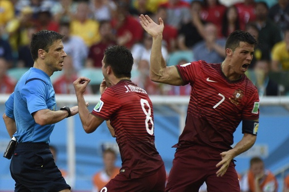 Quyet dinh cua cua trong tai khien Bo Dao Nha gap kho hinh anh