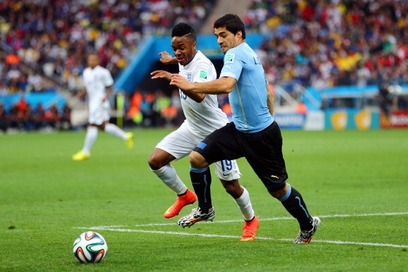 Suarez lan thu 2 lam tung luoi tuyen Anh hinh anh