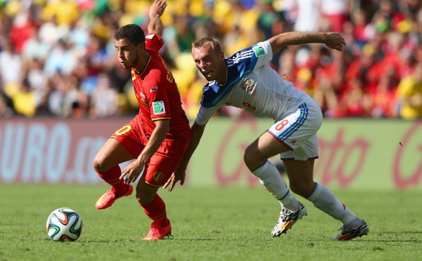 Bi 1-0 Nga: Sao tre giup Quy do thang nghet tho hinh anh