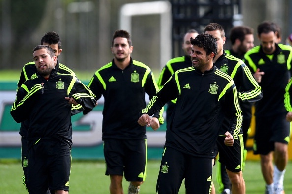 Dan sao Tay Ban Nha vui dua truoc tran chia tay World Cup hinh anh