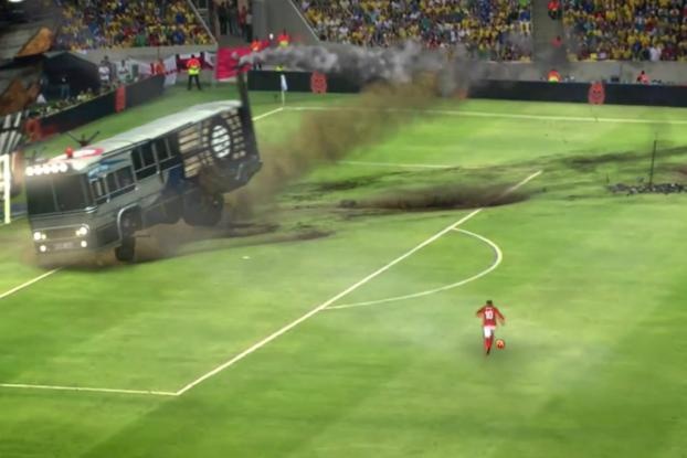 Rooney sut hong xe buyt hinh anh