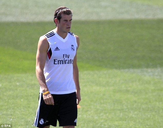 Real hoi quan thieu vang Ronaldo hinh anh