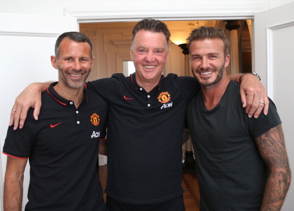 Becks bat ngo tham thay tro HLV Van Gaal hinh anh