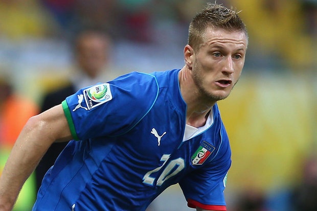 Toc do cua Ignazio Abate gay kinh hoang cho tuyen thu Anh hinh anh